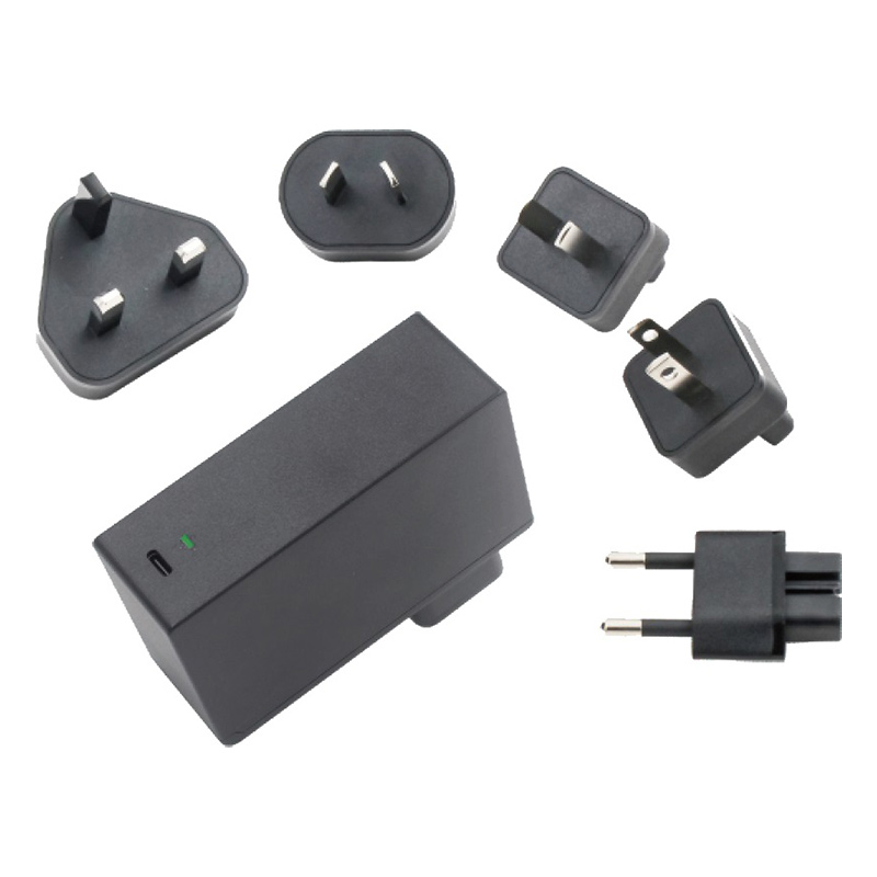 100W interchangeable type USB PD3.0/3.1 with QC2.0/3.0/4.0+ fast charge